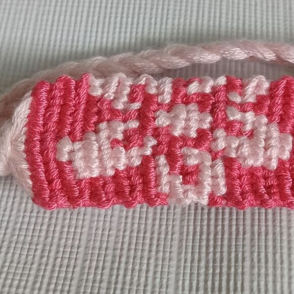 Handmade One Size Shades of Pink Adjustable Sliding Knot Flower Design Bracelet - Picture 8 of 9